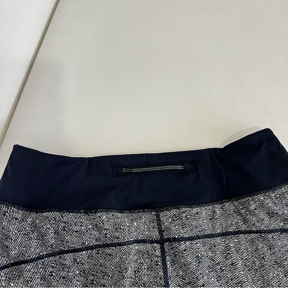 Vouri Running Shorts Size Small Navy Blue Gray Printed Built-In Brief 2" Inseam - Picture 4 of 10